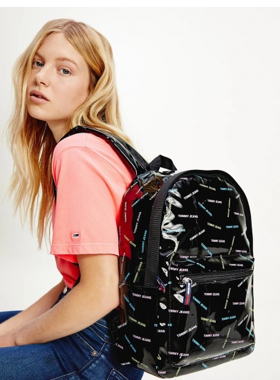 Plecak TOMMY HILFIGER Tjw Campus Twist M Backpck AW0AW09851 BLK