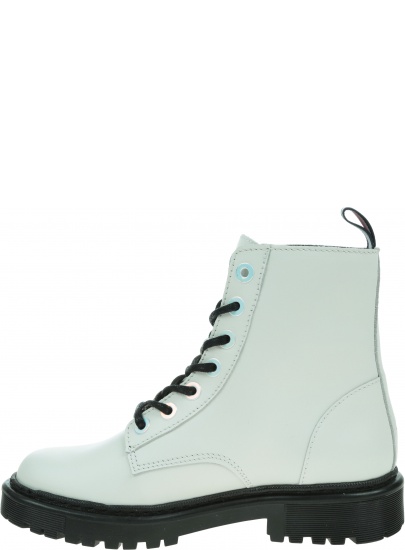 Białe Glany Botki TOMMY JEANS Iridescent Eyelets Flat EN0EN01537 YBL