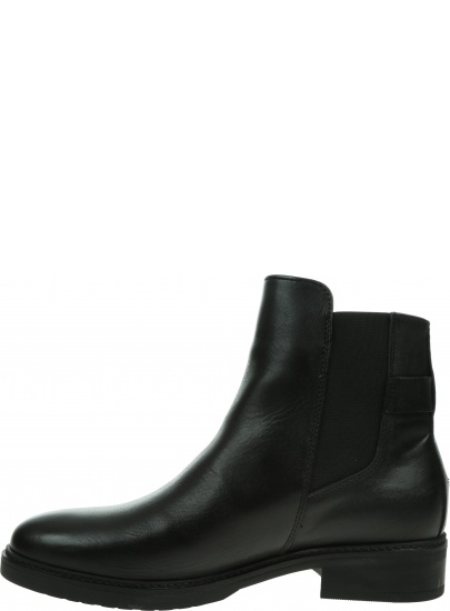 Sztyblety TOMMY HILFIGER Leather Flat Boot FW0FW06749 BDS