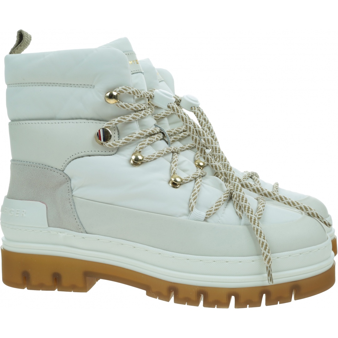 Śniegowce TOMMY HILFIGER Laced Outdoor Boot FW0FW06610 YBL