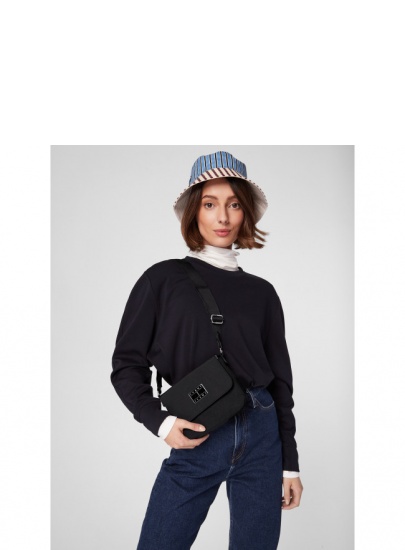 Torebka Listonoszka TOMMY JEANS Tjw Casual Flap Crossover AW0AW12496 0GJ