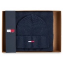 Zestaw Szalik Czapka Zimowa TOMMY JEANS Tjm Flag Beanie & Scraf AM0AM11677
