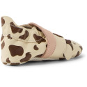 Skórzane Kapcie BOBUX Soft Sole Mooley Cow White Swan-Black Coffee 1125-238-105 4