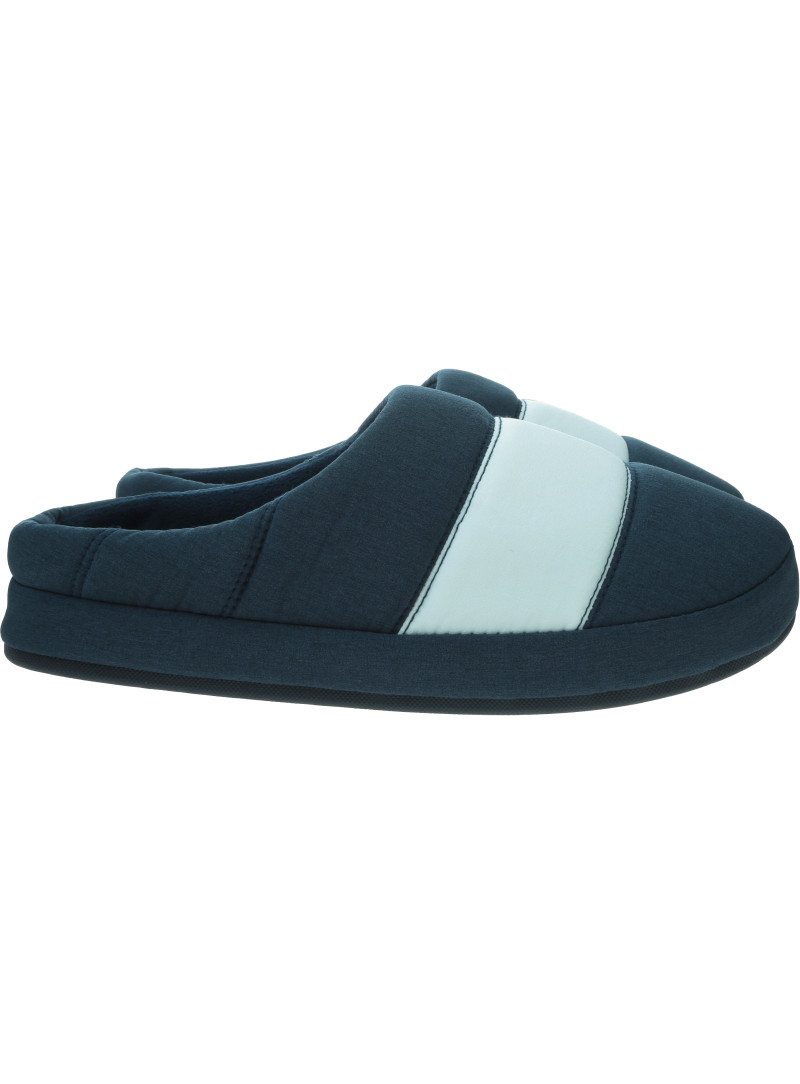 Kapcie TOMMY HILFIGER Flag House Shoe FM0FM05613 DW5