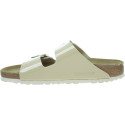 Klapki BIRKENSTOCK Arizona BF Patent Sand 1013070 4