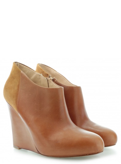 BOTKI GUESS DAWSYN SHOOTIE ANKLE BOOT COGNAC