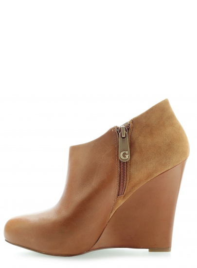 BOTKI GUESS DAWSYN SHOOTIE ANKLE BOOT COGNAC