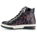 TRAMPKI LOVE MOSCHINO JA15133G00JC0450