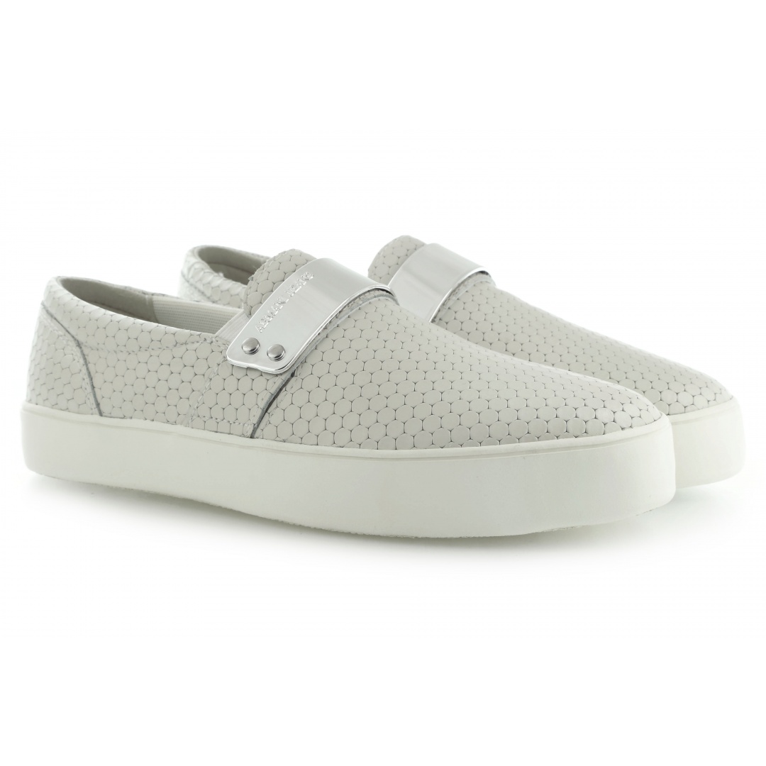 TRAMPKI ARMANI JEANS C55D2