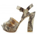 SANDAŁY GUESS PEGANA2 SANDALO LEATHER BEIGE - Sandały