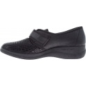 PÓŁBUTY NA RZEPY COMFORT SHOES 4218 - Półbuty