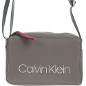 TOREBKA CALVIN KLEIN COLLEGIC SMALL CROSS K60K604454 002 -