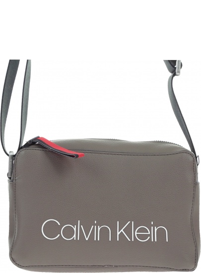 TOREBKA CALVIN KLEIN COLLEGIC SMALL CROSS K60K604454 002 -