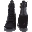 TRAMPKI TOMMY HILFIGER TOMMY CHAIN DRESS - Trampki