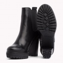 Botki TOMMY HILFIGER Essential Heeled - Botki