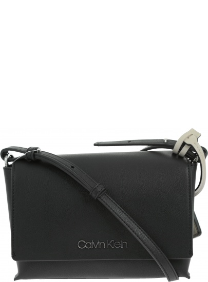 TOREBKA CALVIN KLEIN TACK MED FLAP CROSSBODY K60K604818 001 -