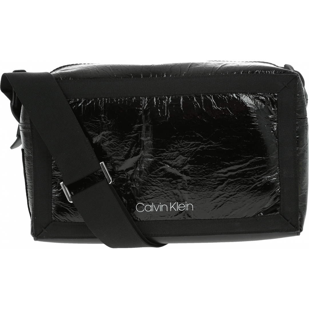 Torebka CALVIN KLEIN Outline Medium Cross K60K604820 001 -