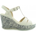 SANDAŁY CLARKS Adesha River White Leather CL26123227 - Sandały