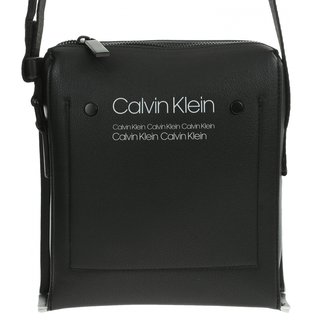 CZARNA LISTONOSZKA MĘSKA CALVIN KLEIN BOLT MINI REPORTER