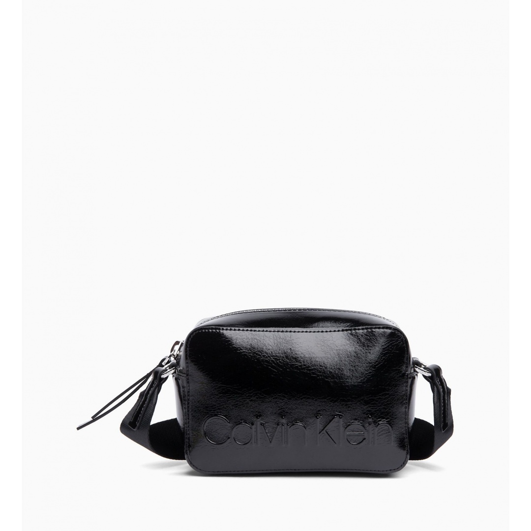 Torebka CALVIN KLEIN Edged Camera Bag K60K605117 001 -