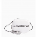 Torebka CALVIN KLEIN Sculpted Logo Camera Bag K60K605247 102 -