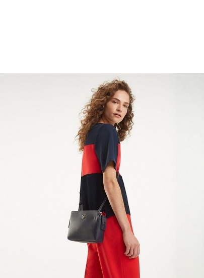 Torebka TOMMY HILFIGER Charming Cross AW0AW06614 413