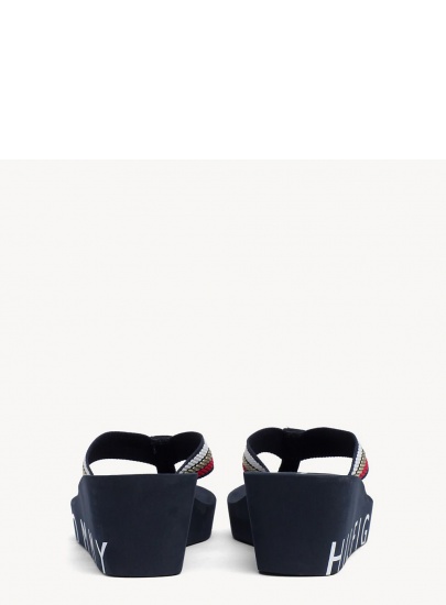 Japonki na koturnie Tommy Hilfiger Flag Wedge Beach Sandal FW0FW03866 020