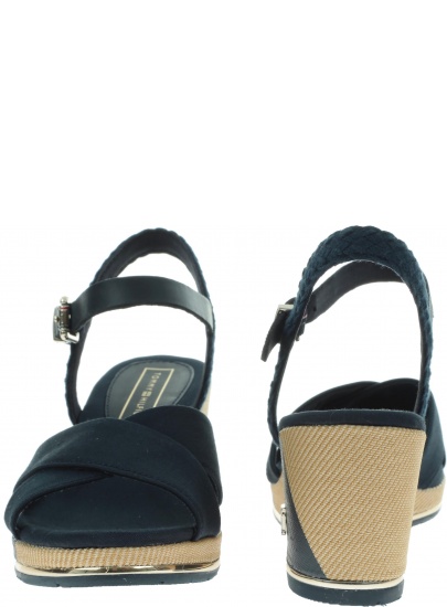Granatowe Sandały TOMMY HILFIGER Printed Mid Wedge Sa FW0FW03933 403