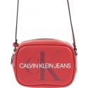 Czerwona Torebka Listonoszka CALVIN KLEIN Sculpted Monogram Camera Bag