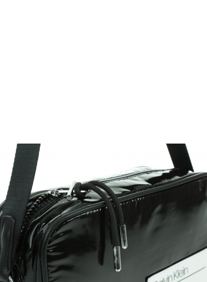 Czarna Torebka CALVIN KLEIN Bind Camerabag K60K605328 001