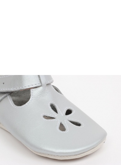 Skórzane Kapcie BOBUX SOFT SOLE SILVER DAISY 1005-000-09