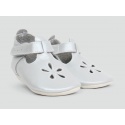 Skórzane Kapcie BOBUX SOFT SOLE SILVER DAISY 1005-000-09
