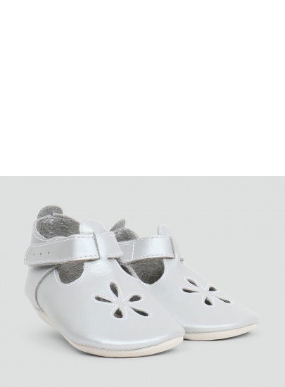 Skórzane Kapcie BOBUX SOFT SOLE SILVER DAISY 1005-000-09