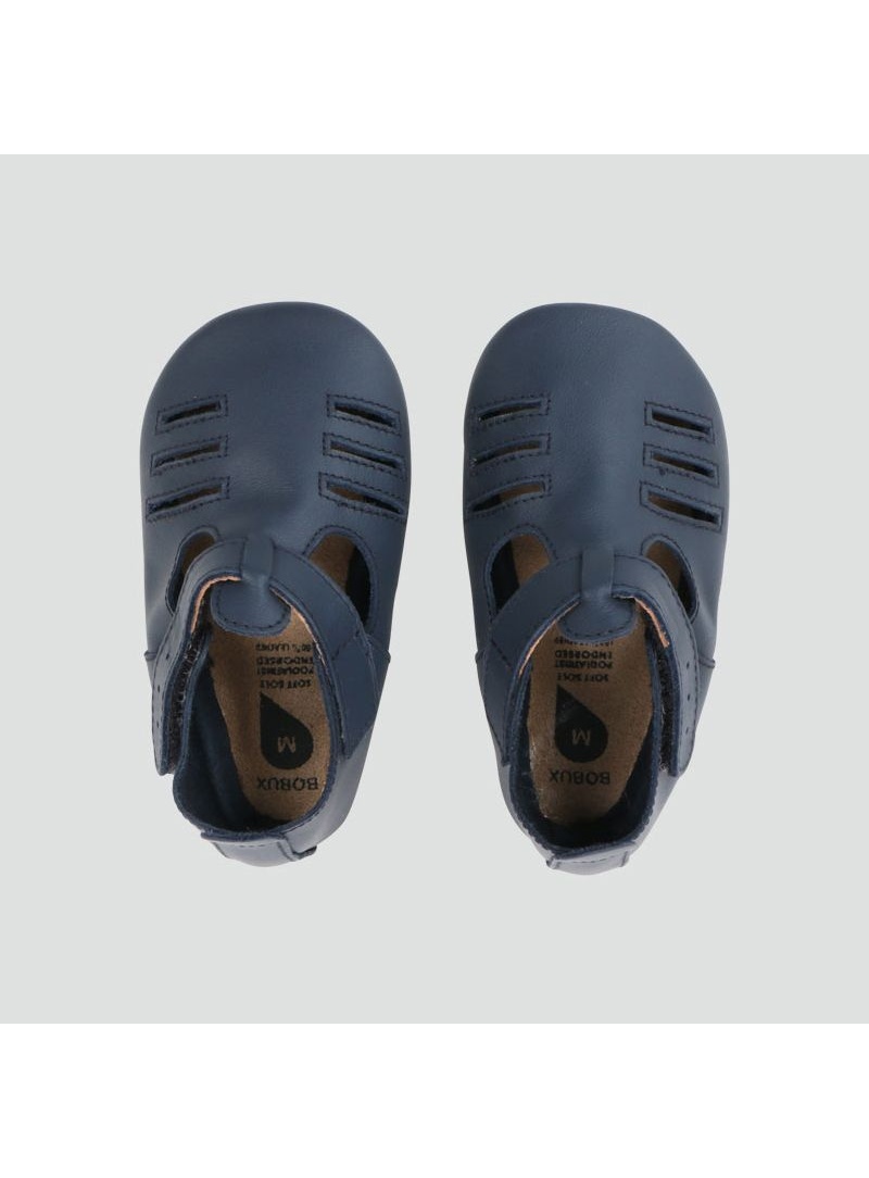 Granatowe Kapcie Skórzane BOBUX SOFT SOLE NAVY CHASE 1007-000-01 Granatowe Kapcie Skórzane BOBUX SOFT SOLE NAVY CHASE 1007-000-01
