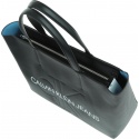 Czarna Torebka CALVIN KLEIN JEANS SCULPTED MONOGRAM K60K605521 001