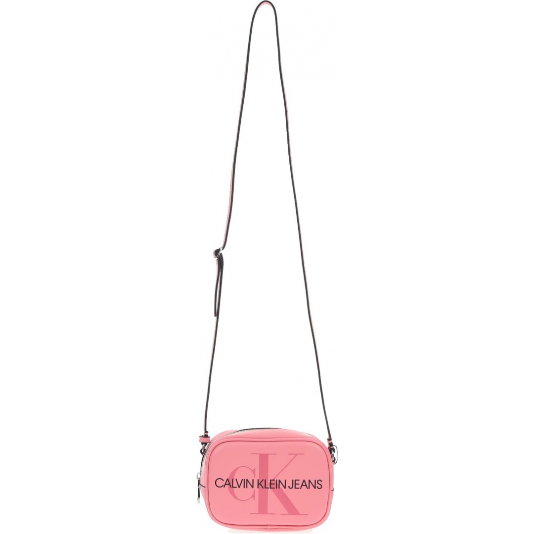 Różowa Torebka Listonoszka CALVIN KLEIN JEANS Sculpted Monogram Camera Bag