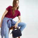 Granatowa Torebka TOMMY HILFIGER Th Corporate Mini Trunk AW0AW06820 413
