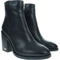 Granatowe Botki TOMMY HILFIGER Mono Color Heeled Boot FW0FW04279 Navy