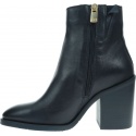 Granatowe Botki TOMMY HILFIGER Mono Color Heeled Boot FW0FW04279 Navy