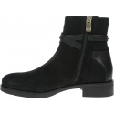 Czarne Botki TOMMY HILFIGER Th Hardware Suede Flat Bootie FW0FW04281 990