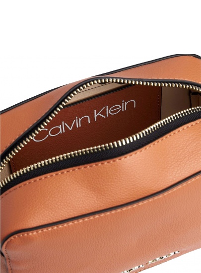 Torebka CALVIN KLEIN Must Camerabag K60K606330 GAE