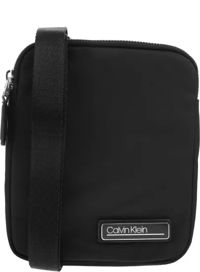 Czarna Listonoszka Saszetka CALVIN KLEIN Reporterka K50K505525 BAX