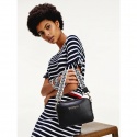 Torebka TOMMY HILFIGER Iconic Tommy Camera Bag AW0AW07950 BLK