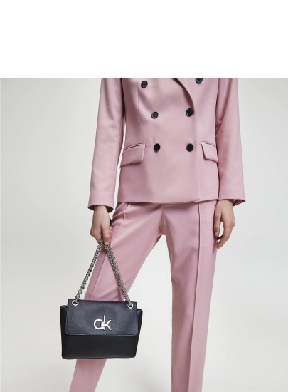 Czarna Torebka CALVIN KLEIN Re-Lock Conv Crossbody K60K606335 BAX