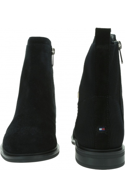 Czarne Botki TOMMY HILFIGER Essential Flat Boot FW0FW05193 BDS