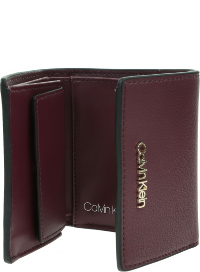 Portfel Damski CALVIN KLEIN Trifold Wallet K60K607251 GDU